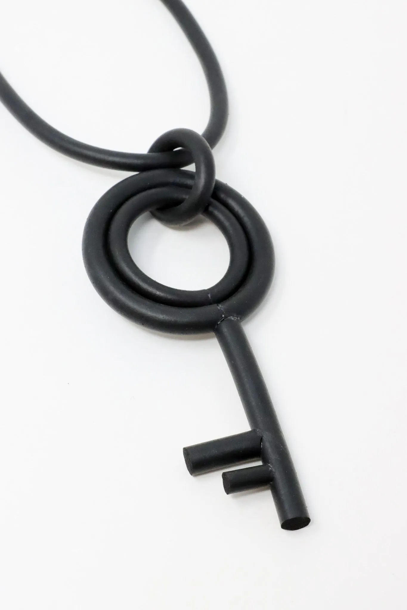 MIKAs Antique Key Necklace (3 styles)