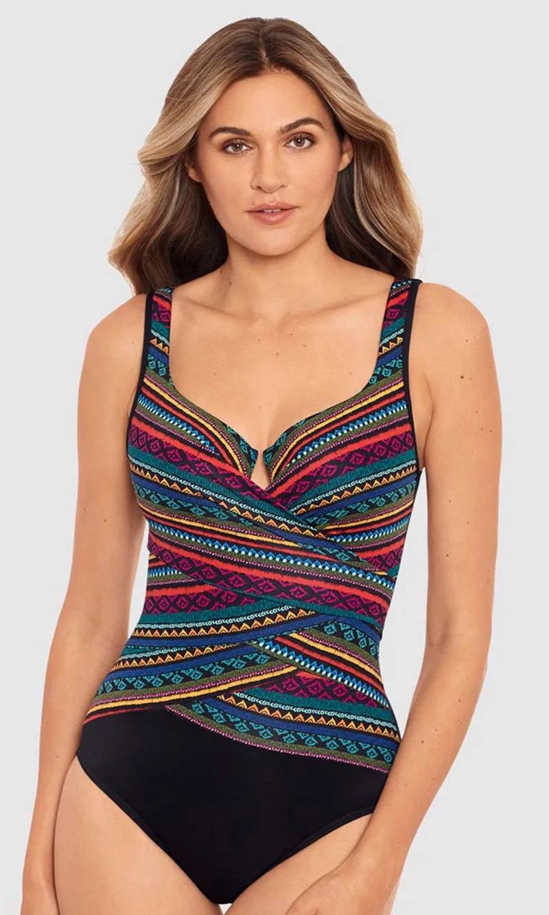 Raya De Sol Layered Escape