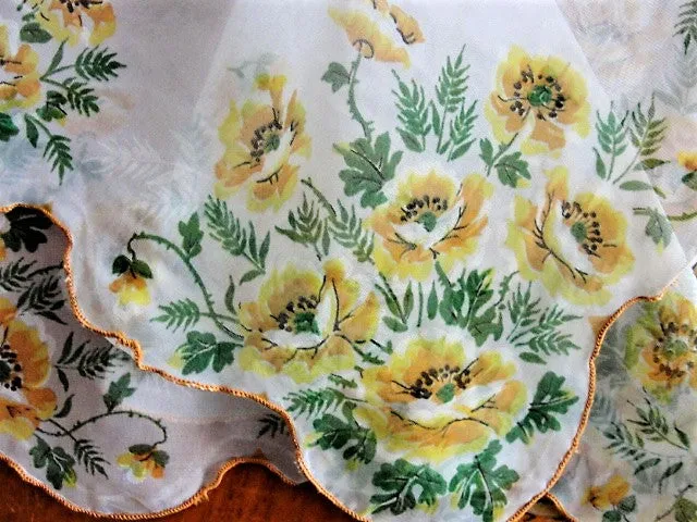 VINTAGE 50s Sheer Floral Hanky Hankie Handkerchief Collectible Vintage Hankies